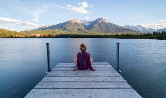 Découvrez les plaisirs du camping en Savoie : votre guide complet